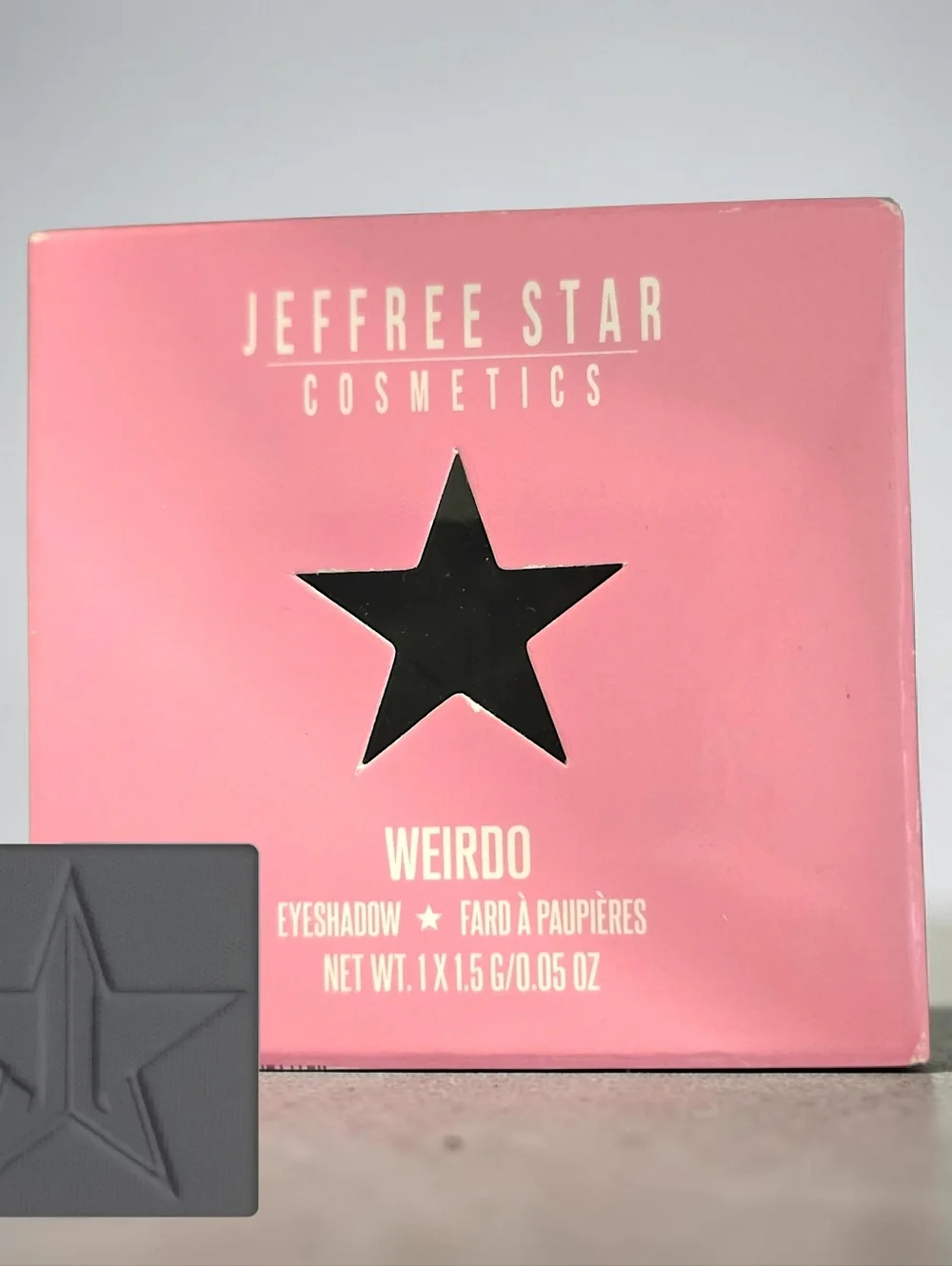 Jeffree Star Cosmetics Weirdo Black Artistry Single Eyeshadow